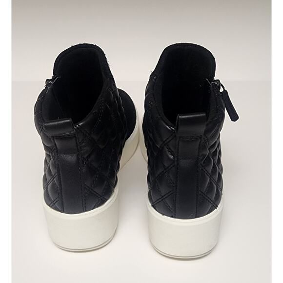 Clarks Collection Quilted Casual Black Leather Sneaker Boots-Layton Size 9M - Picture 5 of 7